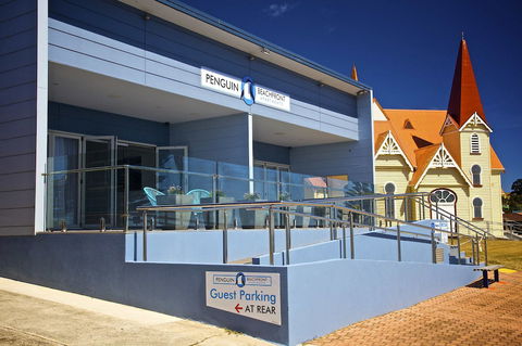 Penguin Beachfront Apartments - Accommodation Port Macquarie 0