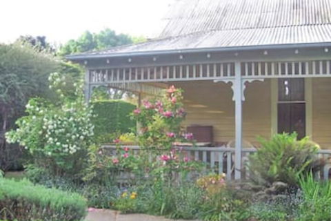 Mooltan House-hepburn Springs - Accommodation Port Macquarie 4