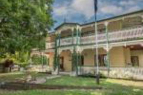 Grove Manor - Accommodation Port Macquarie 0