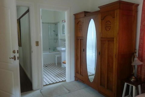 Grove Manor - Accommodation Port Macquarie 5