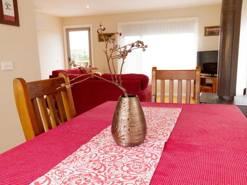 Catherine Lodge Farm Gate Cottages - Accommodation Port Macquarie 2