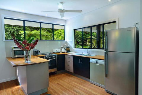 Misty Mountains Rainforest Retreat - Accommodation Port Macquarie 6