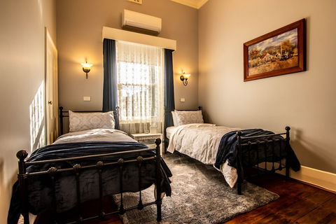Heytesbury House - Accommodation Port Macquarie 4