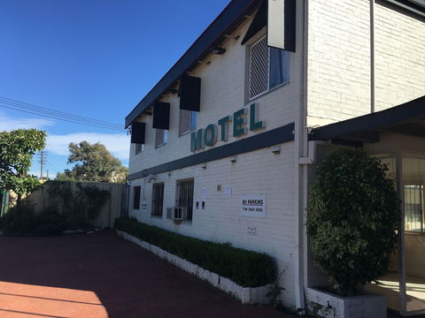 Westside Motor Inn - Accommodation Port Macquarie 2