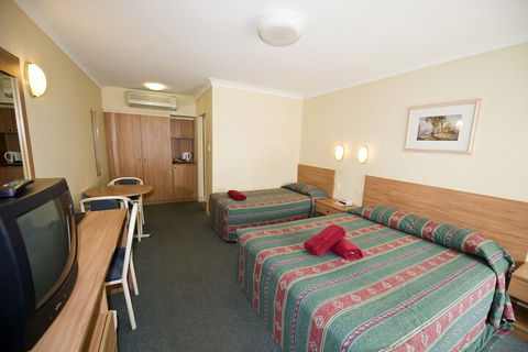Colonial Court Motor Inn - Accommodation Port Macquarie 6