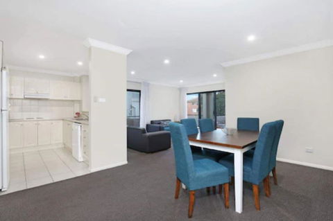 Wollongong Serviced Apartments - Accommodation Port Macquarie 3