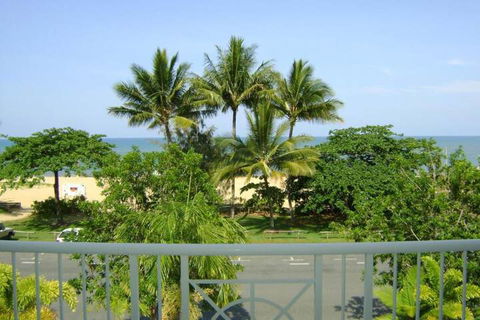 The Beach Place - Accommodation Port Macquarie 7