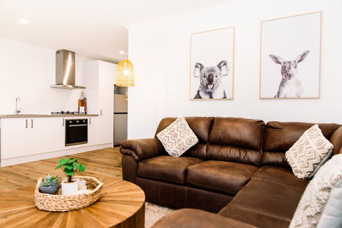 McMillans Of Metung Coastal Resort - Accommodation Port Macquarie 1