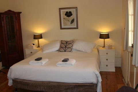 Goat Square Cottages - Accommodation Port Macquarie 1