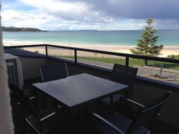 Beachhouse Mollymook - Accommodation Port Macquarie 1