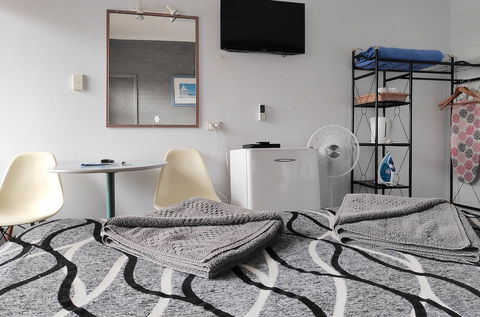 Beachhouse Mollymook - Accommodation Port Macquarie 4