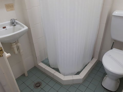 Crest Motor Inn - Accommodation Port Macquarie 3
