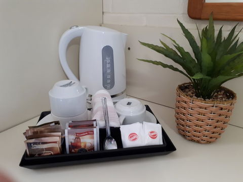 Crest Motor Inn - Accommodation Port Macquarie 4