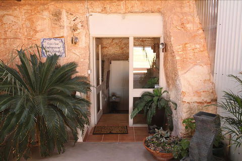 Underground Bed And Breakfast - Accommodation Port Macquarie 1