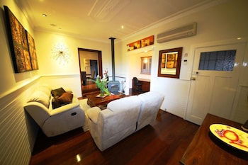 Rothwood B & B - Accommodation Port Macquarie 0