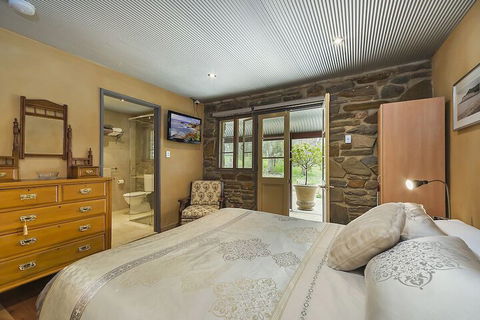1860 Wine Country Cottages - Accommodation Port Macquarie 1