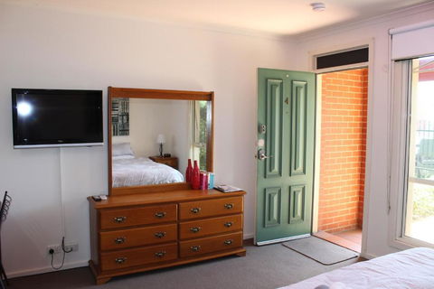 Box Hill Studio Apartment 2 - Accommodation Port Macquarie 1