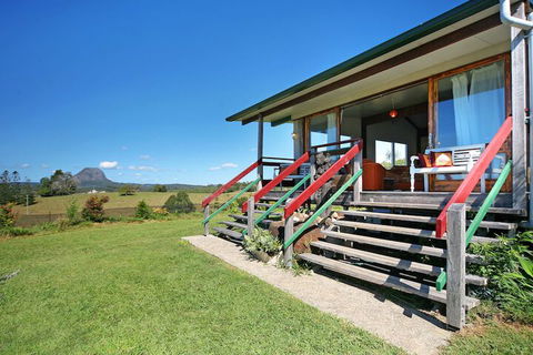 Avalon Noosa Farm Cottages - Accommodation Port Macquarie 2