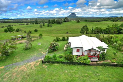 Avalon Noosa Farm Cottages - Accommodation Port Macquarie 0