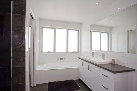 Whitewater Apartments - Accommodation Port Macquarie 5