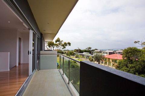 Whitewater Apartments - Accommodation Port Macquarie 3
