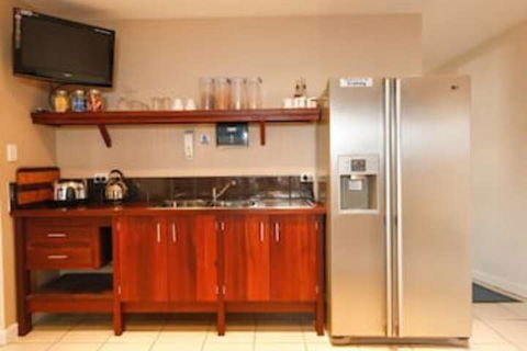 Waikiki Beach Bed & Breakfast - Accommodation Port Macquarie 4