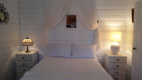 C & As Cottage - Accommodation Port Macquarie 5