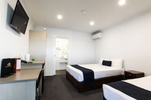 Hotel Settlers - Accommodation Port Macquarie 0