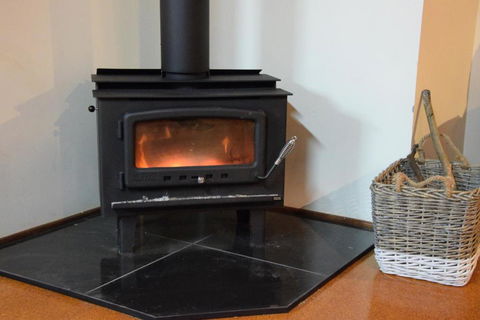 McCarthy Lake House - Accommodation Port Macquarie 2