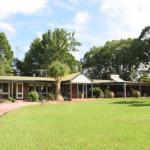 McCarthy Lake House - Accommodation Port Macquarie 0