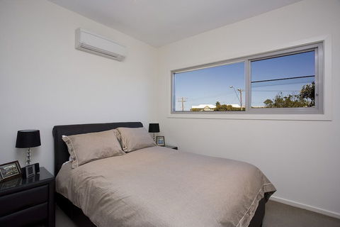 Two Bays Apartments - Accommodation Port Macquarie 3