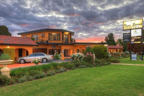 Twin Swans Motel - Accommodation Port Macquarie 2