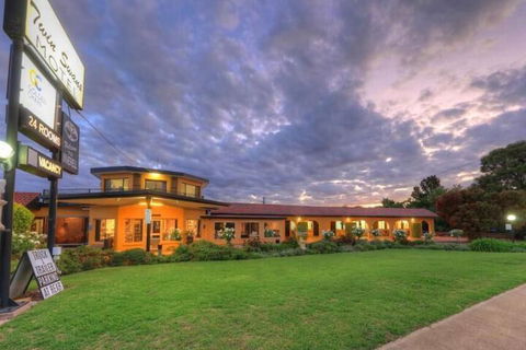 Twin Swans Motel - Accommodation Port Macquarie 4