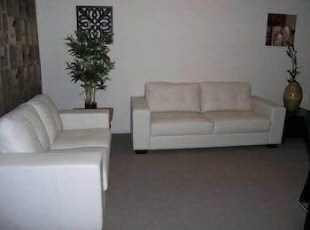 Insaa Serviced Apartments Dandenong - Accommodation Port Macquarie 4