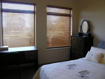 Insaa Serviced Apartments Dandenong - Accommodation Port Macquarie 5
