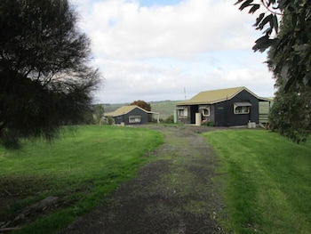 12 Apostles Cottages - Accommodation Port Macquarie 1