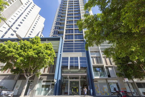 Apartments Melbourne Domain New Quay Docklands - Accommodation Port Macquarie 1