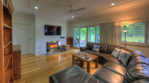 G.g's By The River - Accommodation Port Macquarie 3