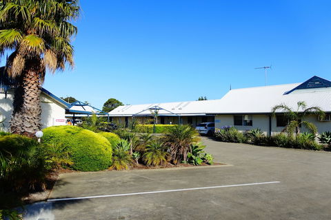 Torquay Tropicana Motel - Accommodation Port Macquarie 0