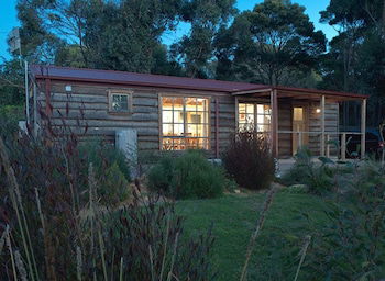 Port Bayou Cottage - Accommodation Port Macquarie 0