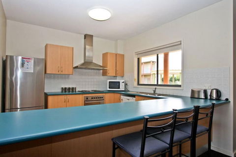 Cosmopolitan Apartments - Accommodation Port Macquarie 3