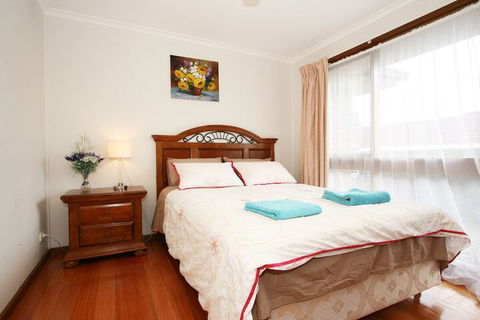 40 Thames Holiday Unit - Accommodation Port Macquarie 2