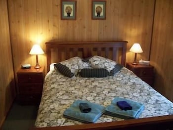 Clare Valley Cabins - Accommodation Port Macquarie 6