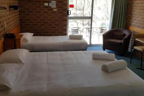 Corowa Golf Club Motel - Accommodation Port Macquarie 3