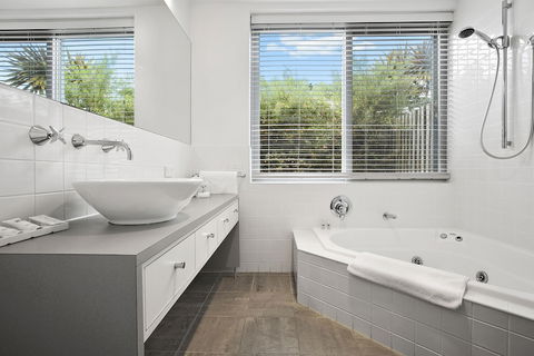 Oceanic Apartments Sorrento - Accommodation Port Macquarie 6