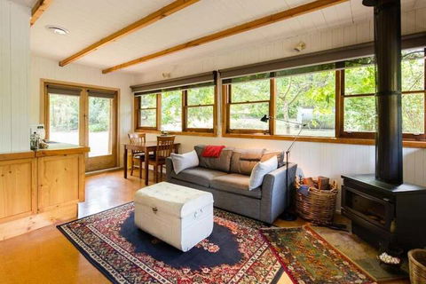 Braeside Mt Macedon Country Retreat & Bed & Breakfast - Accommodation Port Macquarie 5