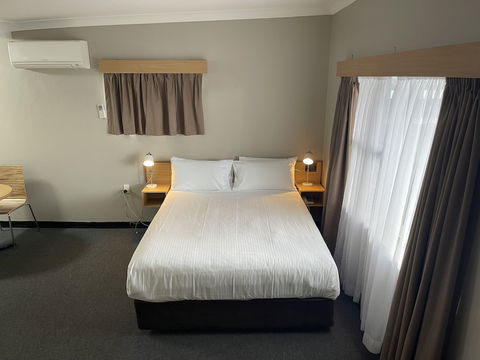 Colonial Motel Richmond - Accommodation Port Macquarie 3