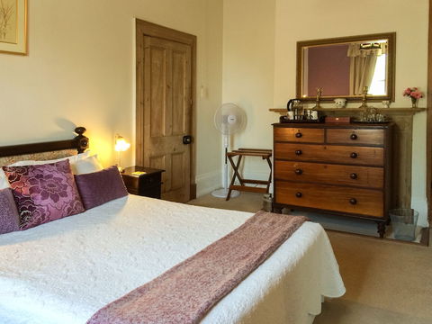 The Racecourse Inn - Accommodation Port Macquarie 6