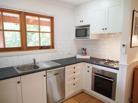 Tahara Cottage - Accommodation Port Macquarie 2