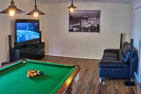 Barossa Elegance - Accommodation Port Macquarie 6